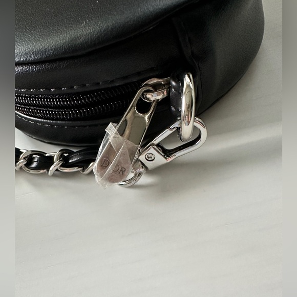 Dior Beauty Vanity Round Purse - Picture 4 of 10